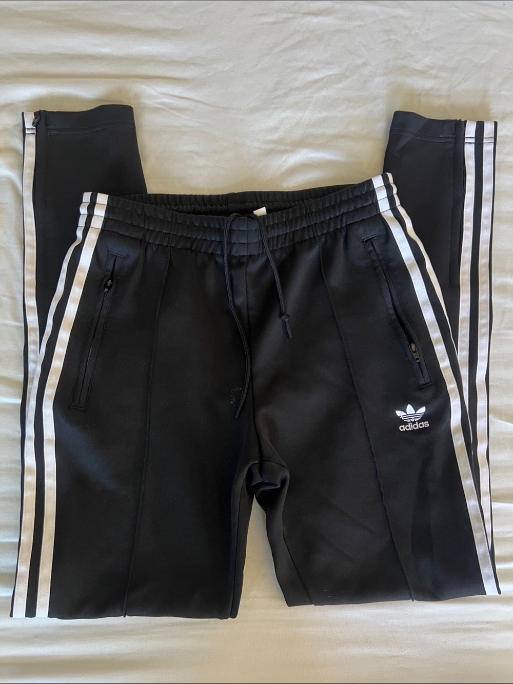 Adidas Women’s Zippered bottom Joggers, like new! - Picture 2 of 4
